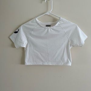 Oiselle airflow crop